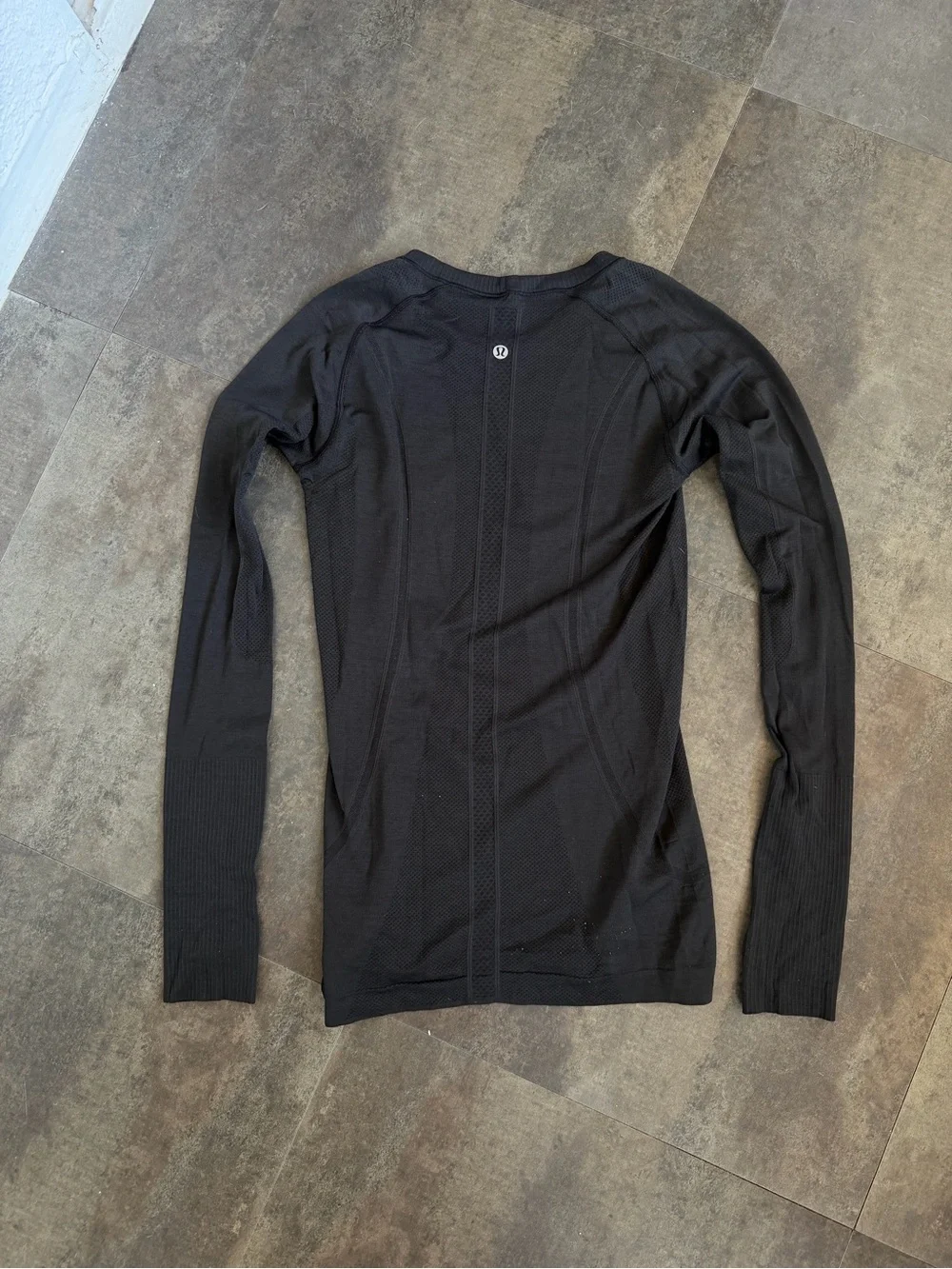 lululemon athletica Black Long Sleeve Seamless Crew Top